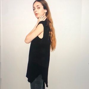 The Easy Shell Slanted Top by Wilt